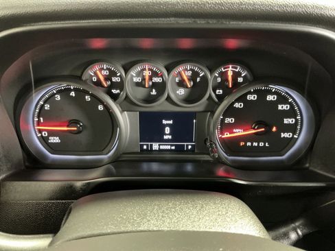 Used 2020 Chevrolet Silverado 1500 Custom w/ Custom Value Package AWD/4WD image 18