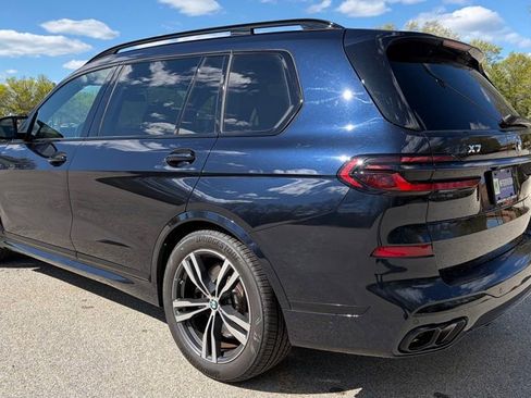 Used 2024 BMW X7 M60i w/ Climate Comfort Package AWD/4WD image 3