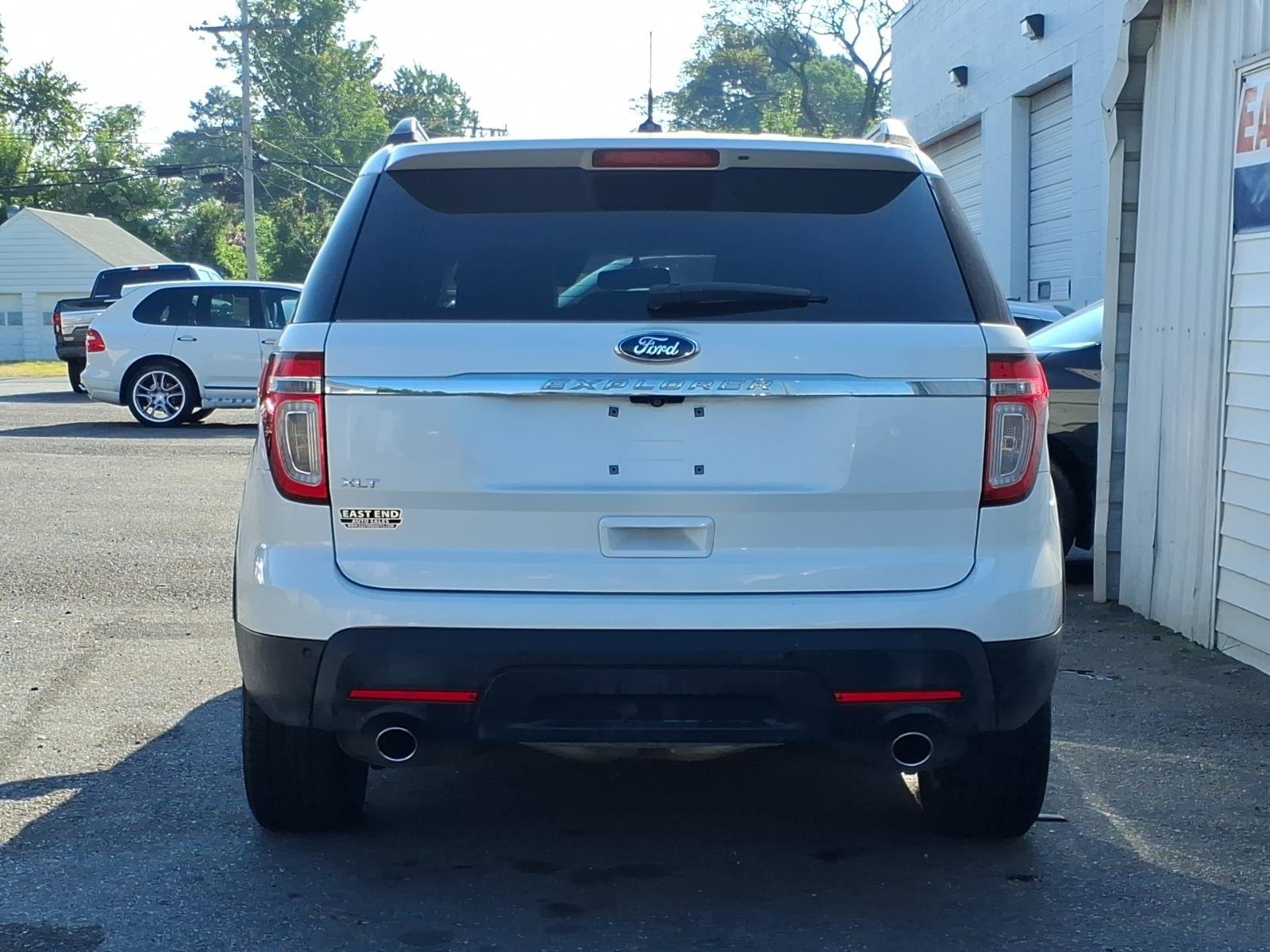 Used 2013 Ford Explorer XLT FWD image 4