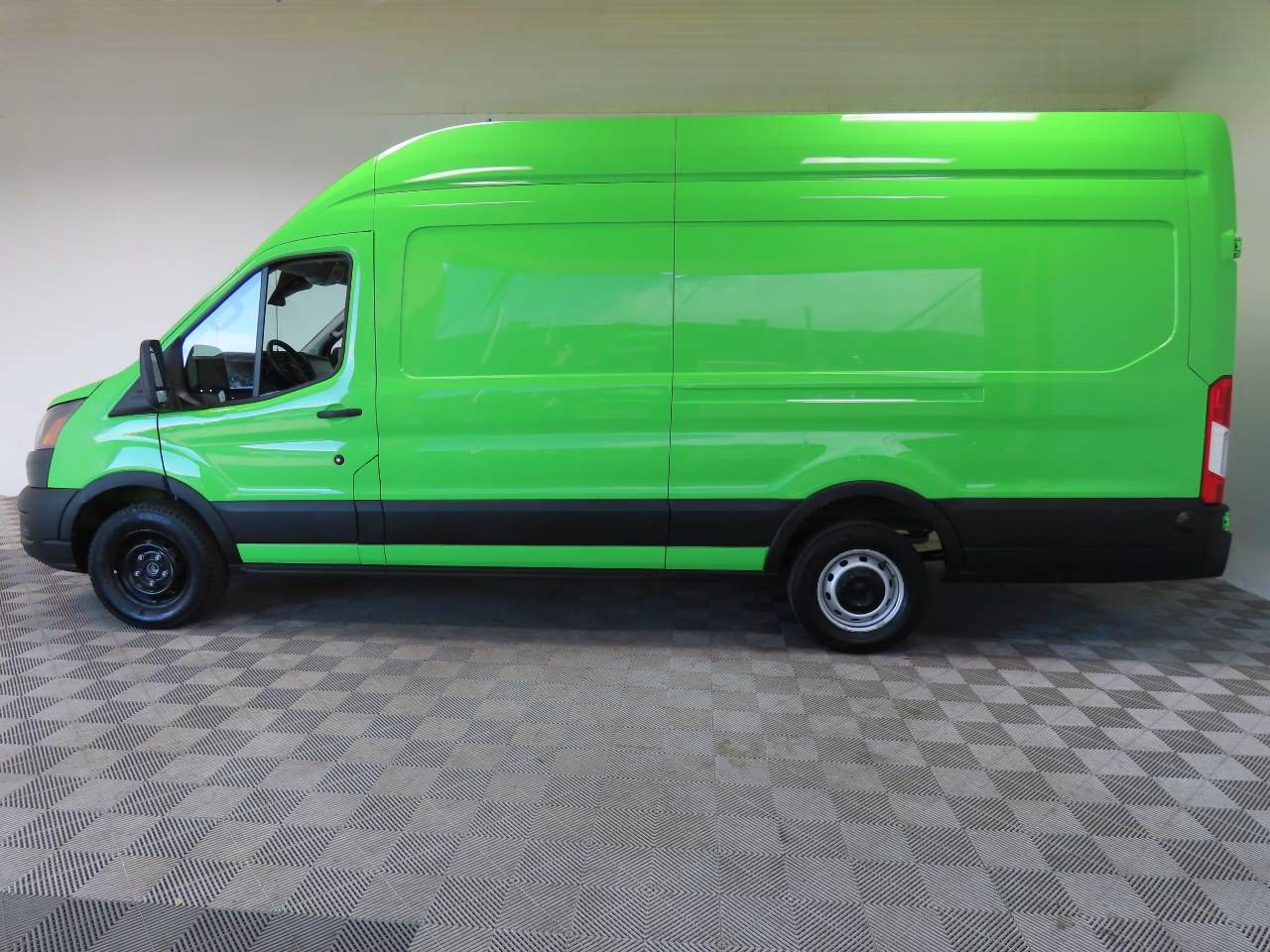 Used 2024 Ford Transit 350 148 High Roof Extended RWD image 5