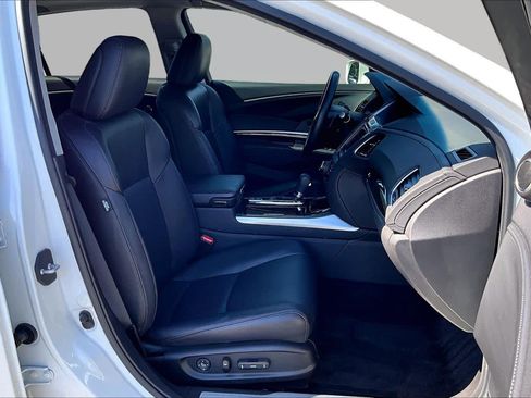 Used 2016 Acura RLX w/ Technology Package FWD image 8