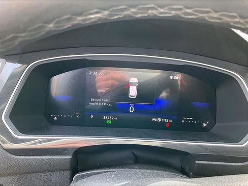 Used 2024 Volkswagen Tiguan SE image 24