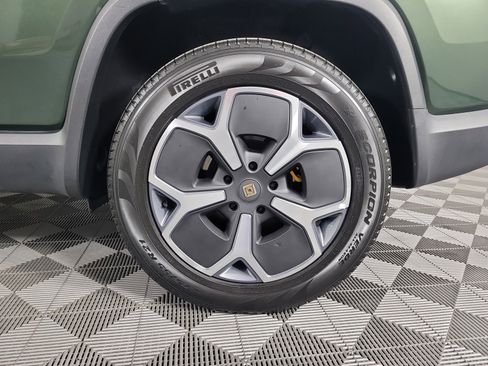 Used 2024 Rivian R1S Adventure AWD/4WD image 10