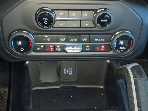 Used 2021 Ford Bronco First Edition image 20