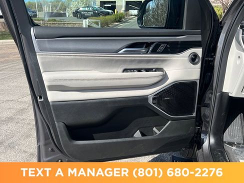 New 2026 Jeep Grand Wagoneer Limited AWD/4WD image 10