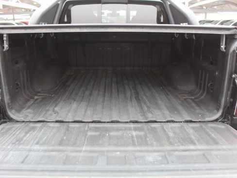 Used 2020 Chevrolet Colorado ZR2 w/ ZR2 Midnight Special Edition image 6