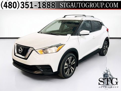 Used 2020 Nissan Kicks SV w/ Exterior Package image 1