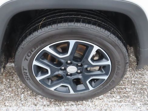 Used 2022 Jeep Compass Latitude w/ Convenience Group image 12