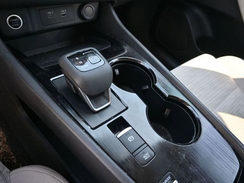 Used 2021 Nissan Rogue SV image 11