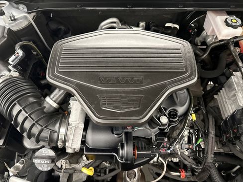 Used 2022 Cadillac XT6 Premium Luxury image 29