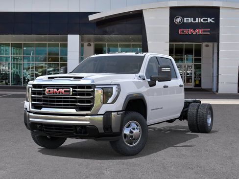 New 2026 GMC Sierra 3500 Pro w/ Convenience Package RWD image 6