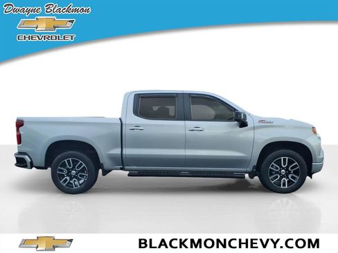 Used 2022 Chevrolet Silverado 1500 RST w/ Convenience Package II image 2