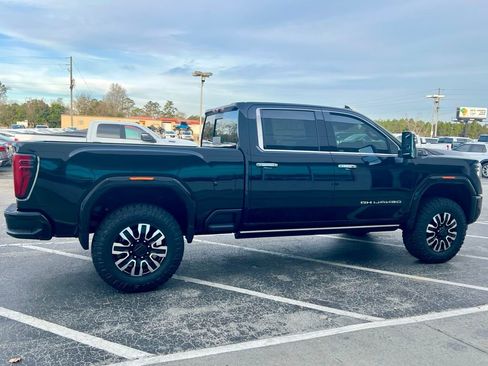 New 2026 GMC Sierra 2500 Denali Ultimate w/ Max Trailering Package image 4