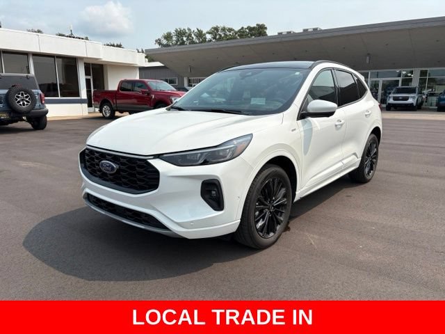 Used 2024 Ford Escape ST-Line Elite w/ Premium Technology Package AWD/4WD image 1