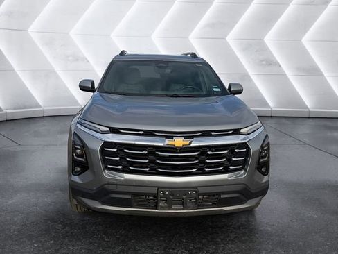 Used 2025 Chevrolet Equinox LT w/ Convenience Package II image 21