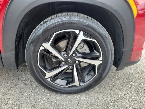Certified 2021 Chevrolet TrailBlazer RS w/ Technology Package FWD image 7