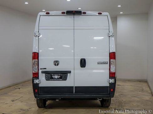 Used 2023 RAM ProMaster 2500 FWD image 5