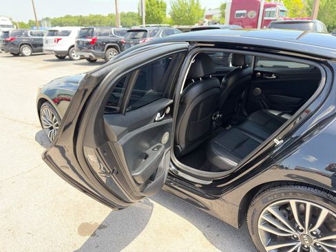 Used 2019 Kia Stinger Premium AWD/4WD image 12