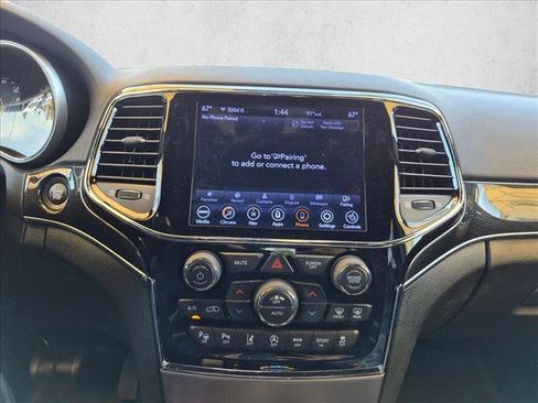 Used 2020 Jeep Grand Cherokee Trailhawk w/ Trailhawk Luxury Group AWD/4WD image 13