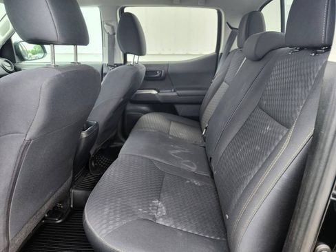 Used 2021 Toyota Tacoma SR5 w/ Trail Edition AWD/4WD image 14