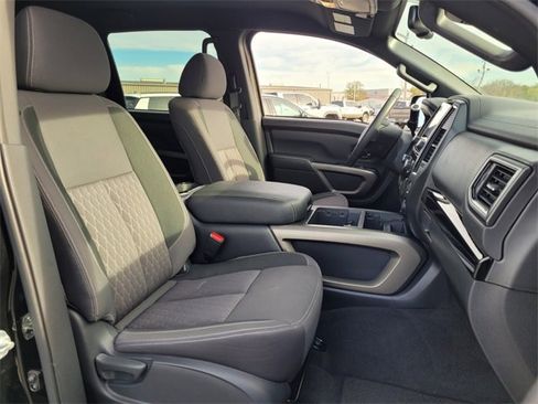 Used 2024 Nissan Titan SV w/ SV Bronze Edition Package image 15