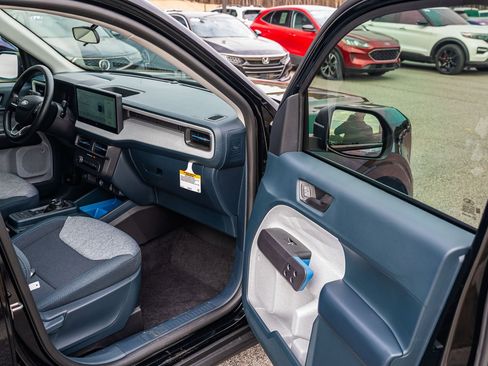 New 2026 Ford Maverick XLT image 7