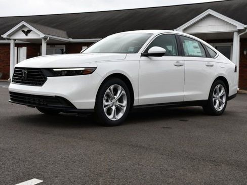 New 2026 Honda Accord LX image 3