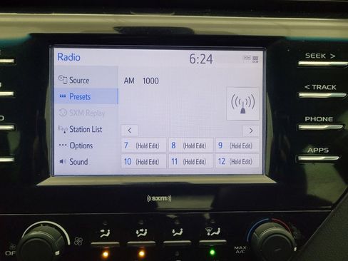 Used 2020 Toyota Camry LE image 25