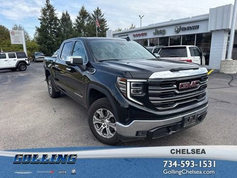 Used 2024 GMC Sierra 1500 SLT AWD/4WD image 1
