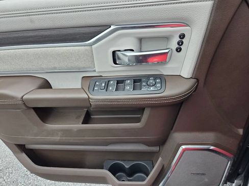 New 2026 RAM 3500 Laramie AWD/4WD image 24