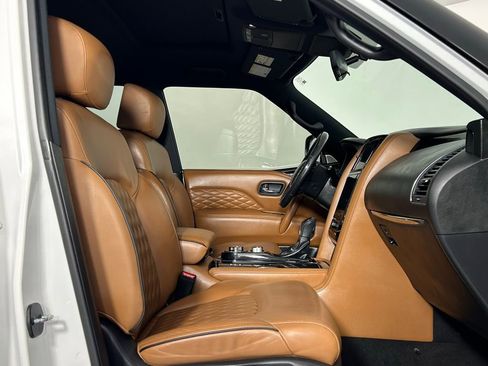 Used 2021 INFINITI QX80 Sensory w/ Cargo Package image 10