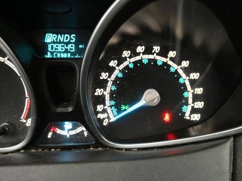 Used 2016 Ford Fiesta SE w/ Cold Weather Package FWD image 13