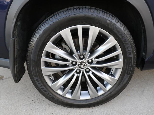 Used 2021 Toyota Highlander Platinum AWD/4WD image 8