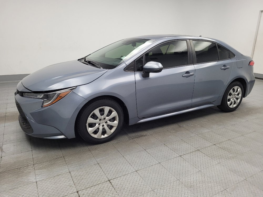 Used 2022 Toyota Corolla LE FWD image 2