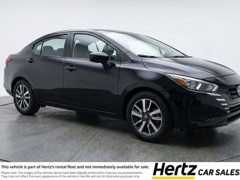 Used 2025 Nissan Versa SV FWD image 1