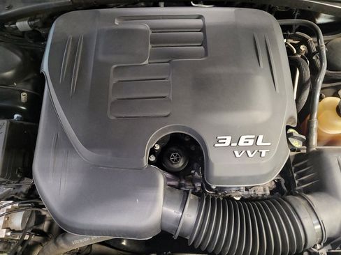 Used 2019 Dodge Challenger SXT RWD image 30
