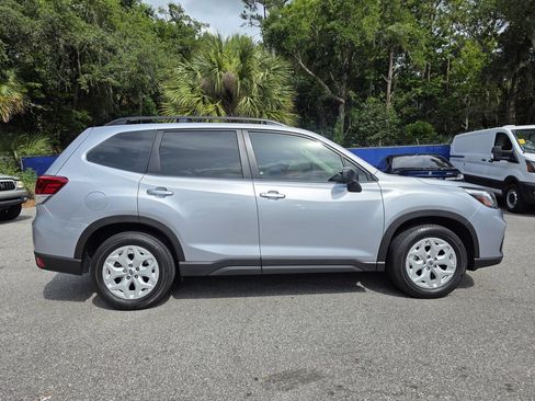 Used 2020 Subaru Forester w/ Alloy Wheel Package AWD/4WD image 2