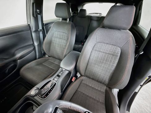 Used 2024 Honda HR-V Sport image 11