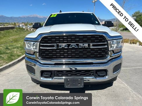 Used 2022 RAM 2500 Big Horn AWD/4WD image 2