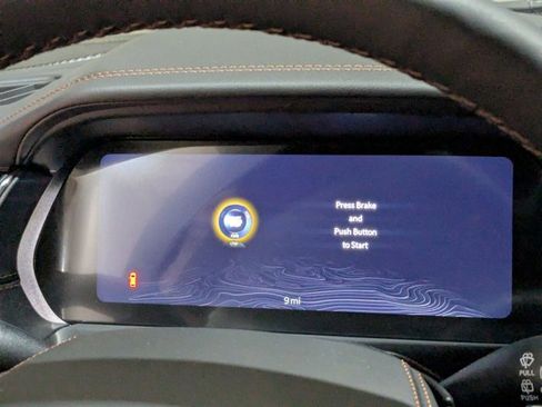 New 2025 Jeep Grand Cherokee Summit image 11