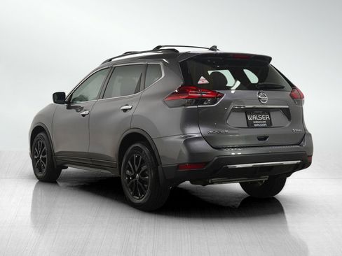 Used 2017 Nissan Rogue SV w/ Midnight Edition Package image 3