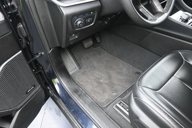 Used 2024 Jeep Grand Cherokee Limited 4xe AWD/4WD image 15