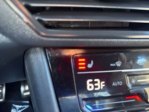 Used 2025 Volkswagen Jetta Sport image 19