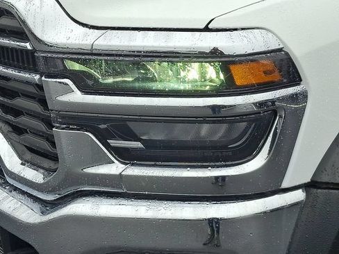Used 2025 RAM 5500 Tradesman AWD/4WD image 9