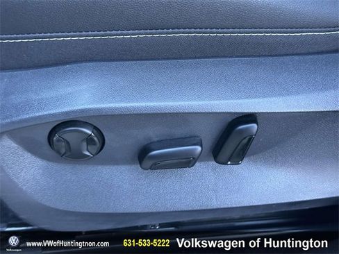 Certified 2025 Volkswagen Taos SEL w/ Taos Adventure Package (SXB) image 16