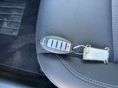 Used 2025 Nissan Altima 2.5 SV image 22