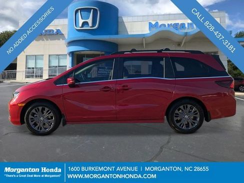 New 2026 Honda Odyssey Touring image 2