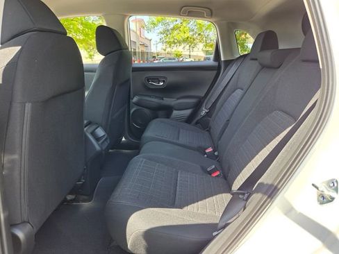 New 2026 Honda HR-V LX image 10