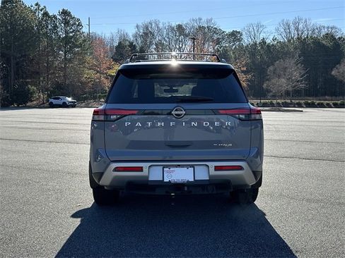 Certified 2022 Nissan Pathfinder Platinum w/ Cargo Package image 7