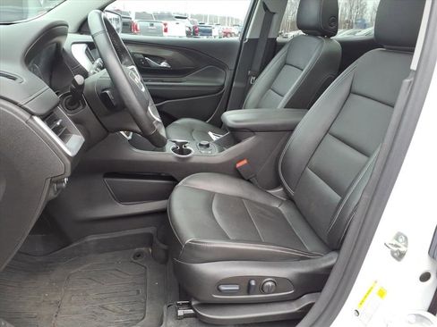 Certified 2024 GMC Terrain SLT w/ LPO, Floor Liner Package image 14